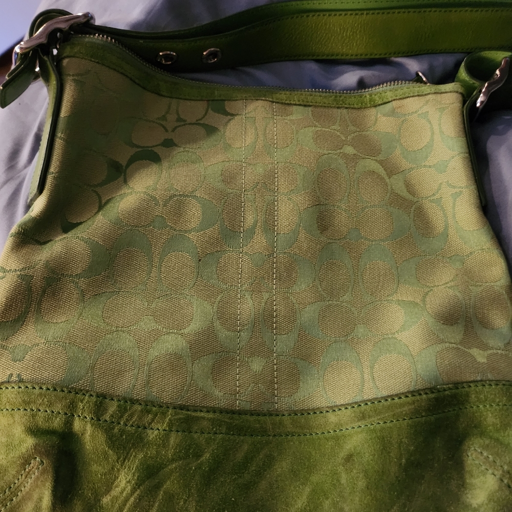 coach purse - Picture 2 of 3
